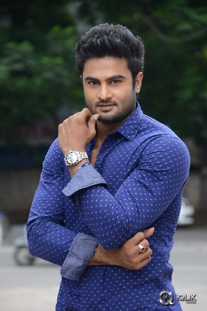 Sudheer-Babu-at-Krishnamma-Kalipindi-Iddarini-Special-Show-Press-Meet